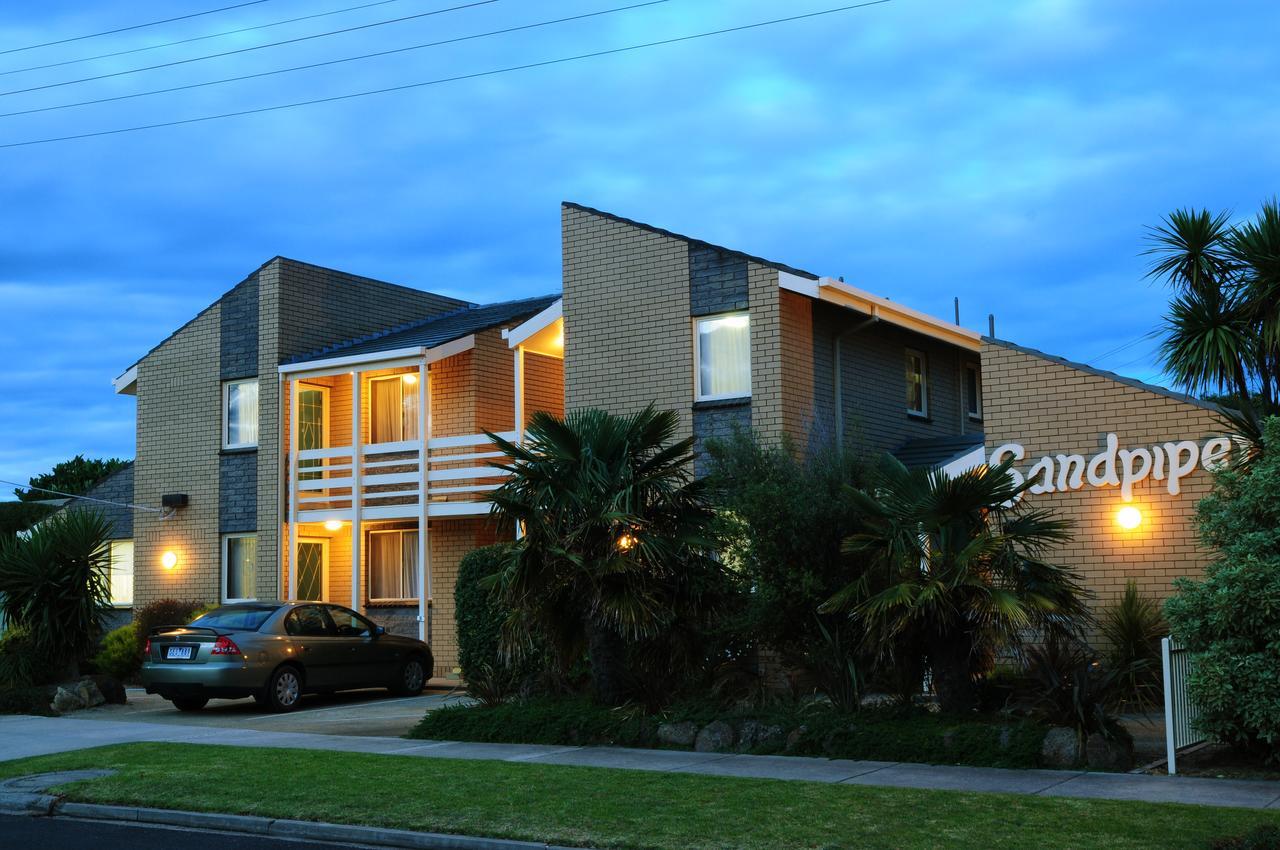 Sandpiper Holiday Apartments Lakes Entrance Exterior photo