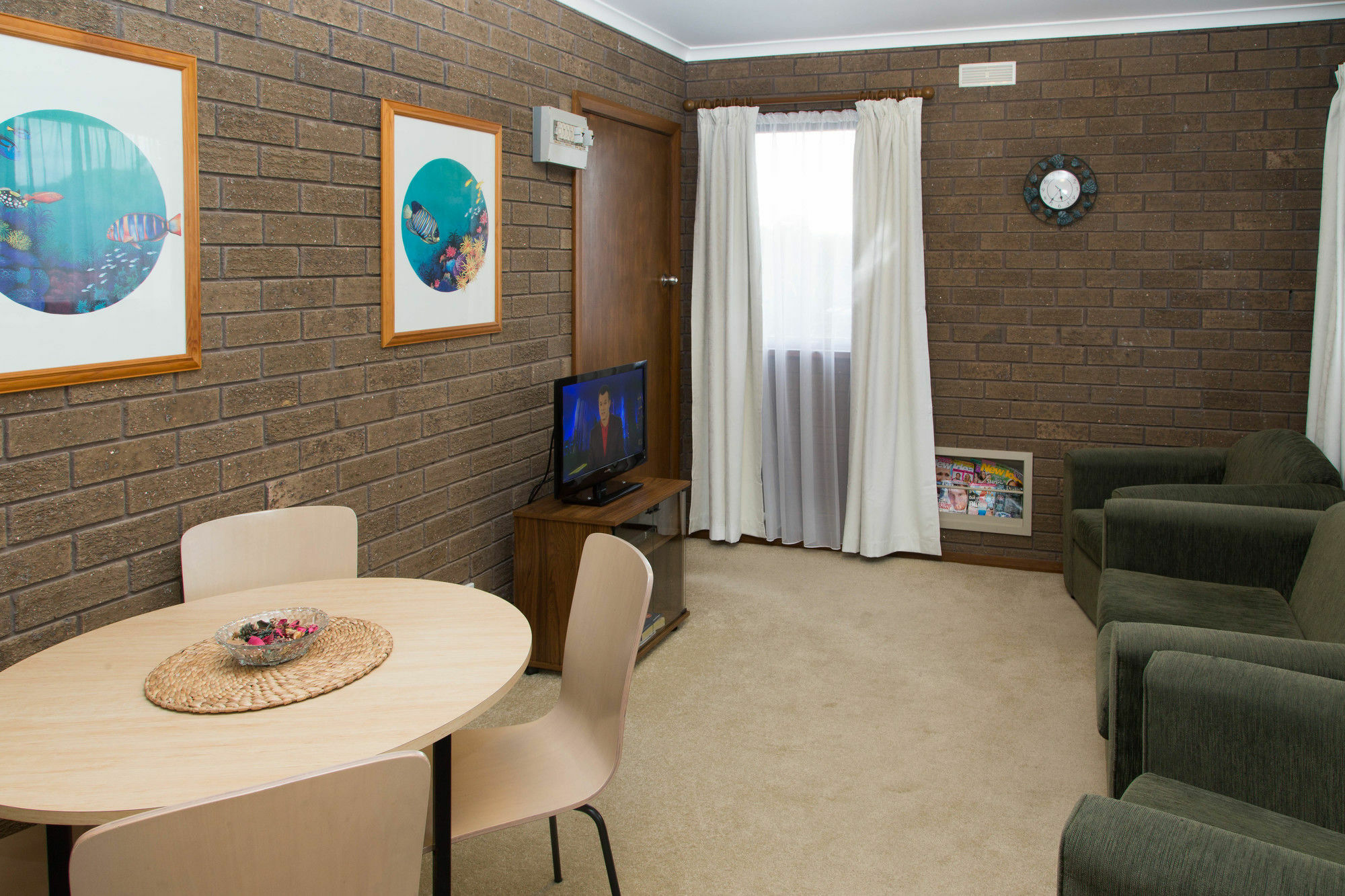 Sandpiper Holiday Apartments Lakes Entrance Exterior photo